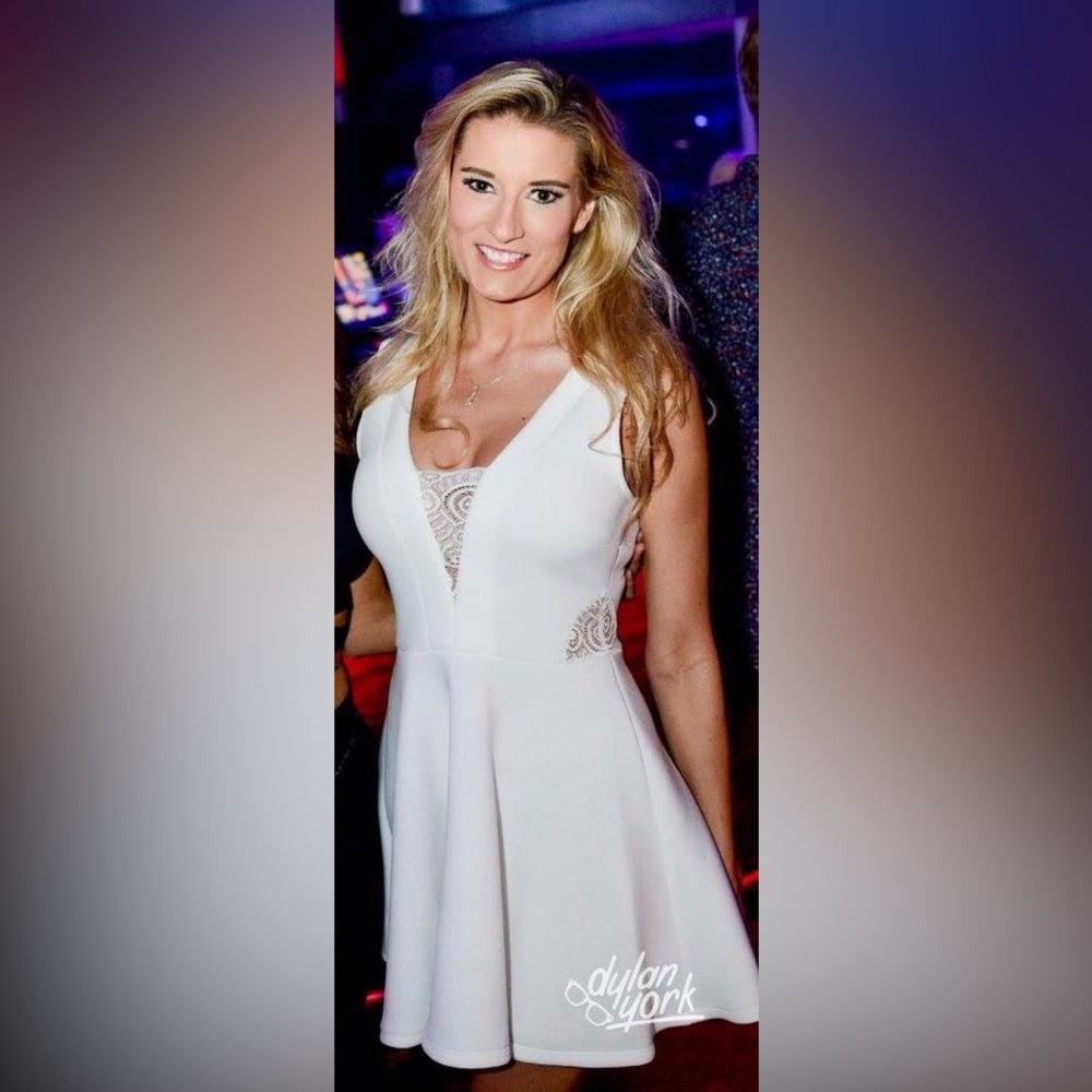 Beautiful Kim Cine White Skater Mini Dress- Size Medium
